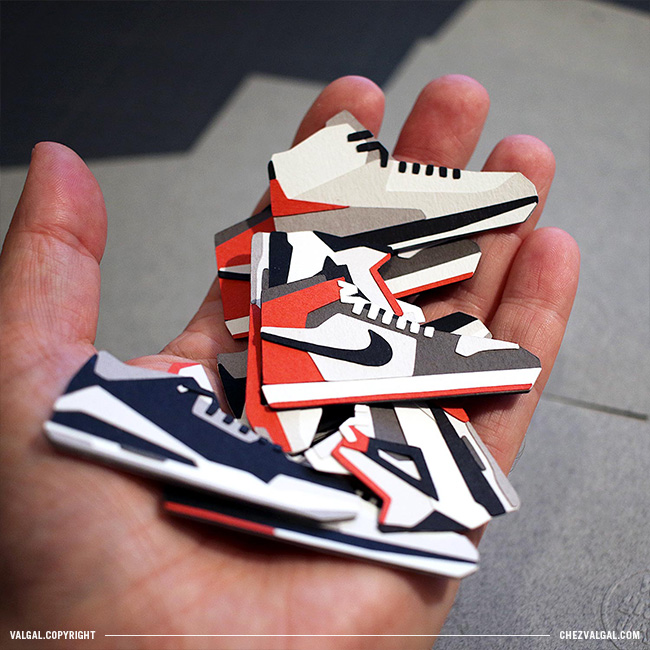 Sneakers Papercut