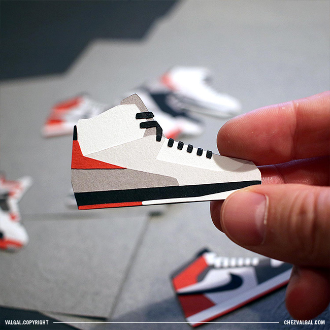 Sneakers Papercut