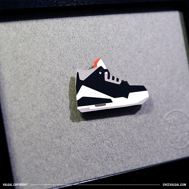 Sneakers Papercut