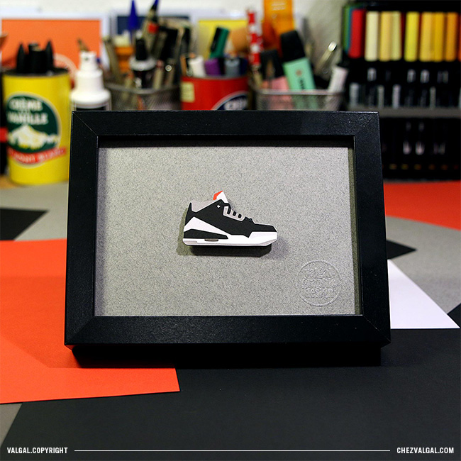 Sneakers Papercut