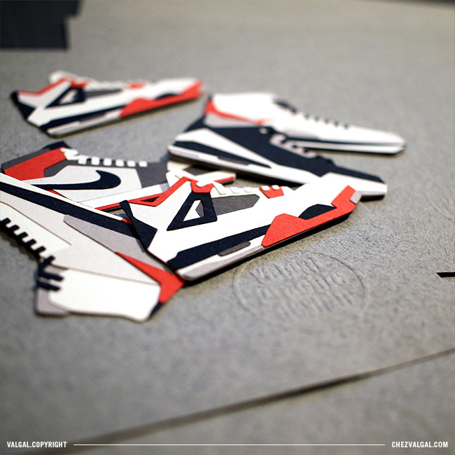 Sneakers Papercut